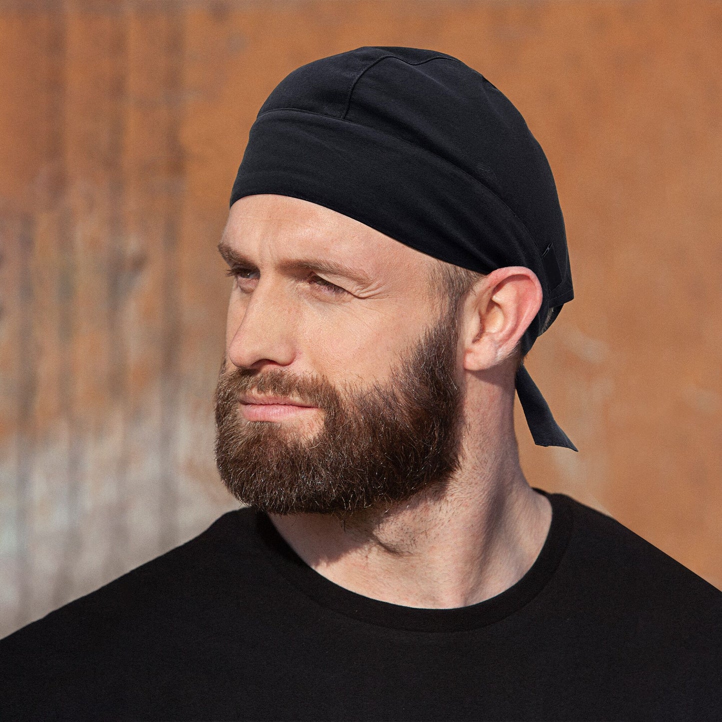 Siyah Aşçı Bandanası – Şık ve Rahat Mutfak Başlığı